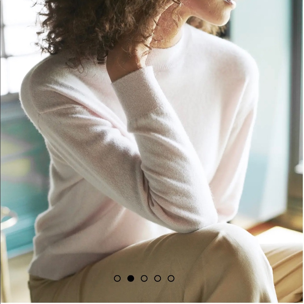 Cashmere Blush pink 100% mock neck sweater size M